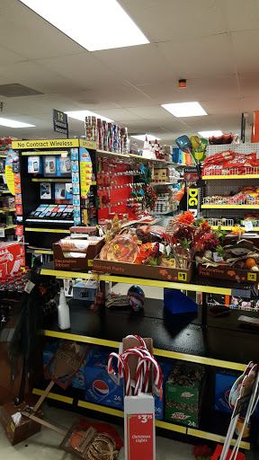 Discount Store «Dollar General», reviews and photos, 12720 W Nine Mile Rd, Oak Park, MI 48237, USA