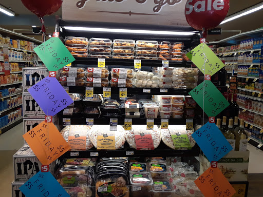 Shopping Mall «Crystal Springs Shopping Village», reviews and photos, 100 De Anza Blvd, San Mateo, CA 94402, USA