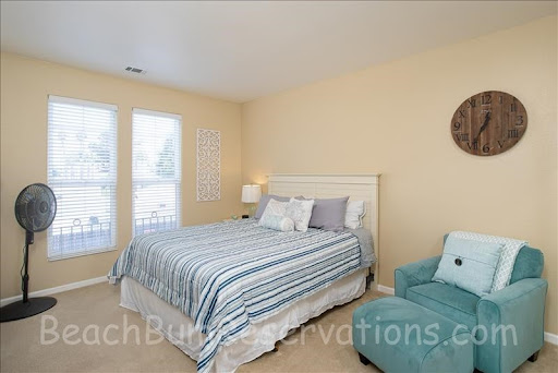 Vacation Home Rental Agency «Beach Bum Holiday Rentals», reviews and photos, 702 Dolliver St, Pismo Beach, CA 93449, USA
