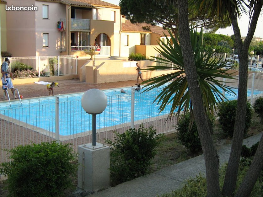Les raisins d'or - Location T2 appartement hébergement vacances résidence parking piscine Cap d'Agde à Agde (Hérault 34)