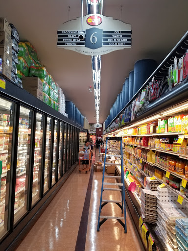 Grocery Store «C-Town Supermarkets», reviews and photos, 702 N 4th St, Allentown, PA 18102, USA