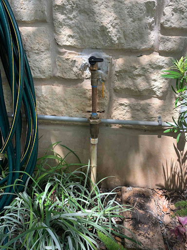 Plumber «Radiant Plumbing & Air Conditioning», reviews and photos, 901 Reinli St, Austin, TX 78751, USA