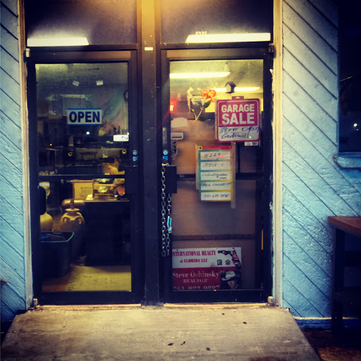 Thrift Store «Chabad Thrift Store», reviews and photos, 4201 N Dixie Hwy, Oakland Park, FL 33334, USA