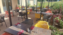 Atmosphère du Restaurant La Maniguette à Chavigny - n°3