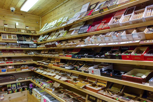 Tobacco Shop «Shorewood Cigars & Tobacco», reviews and photos, 23710 Minnesota 7, Excelsior, MN 55331, USA