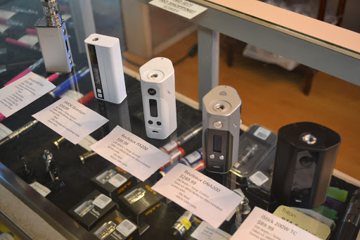 Tobacco Shop «J&M Tobacco and Vape», reviews and photos, 806 E Yelm Ave, Yelm, WA 98597, USA