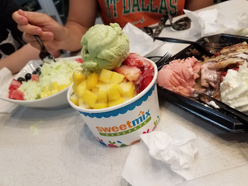Ice Cream Shop «Sweet Mix», reviews and photos, 1811 N Greenville Ave #300, Richardson, TX 75081, USA