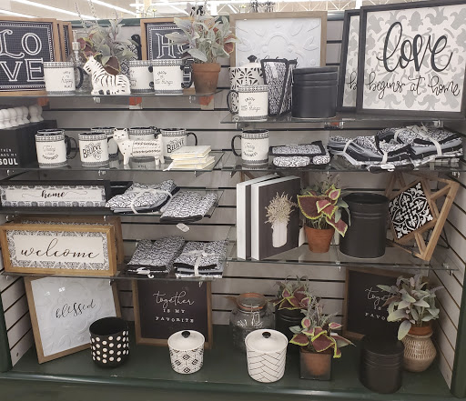 Craft Store «Hobby Lobby», reviews and photos, 2728 E Colonial Dr, Orlando, FL 32803, USA