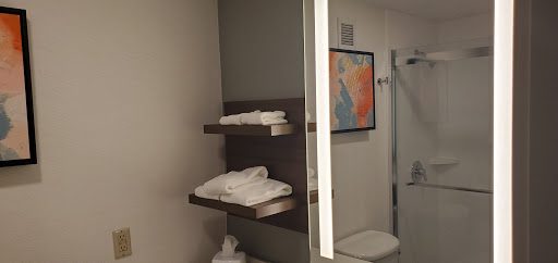 Hotel «Hilton Garden Inn Waltham», reviews and photos, 450 Totten Pond Rd, Waltham, MA 02451, USA