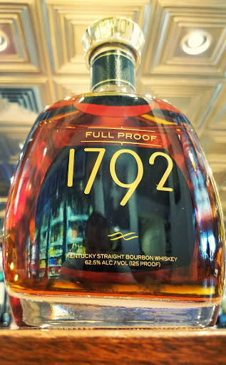 Liquor Store «Sharon Package Store», reviews and photos, 1 Gay St, Sharon, CT 06069, USA