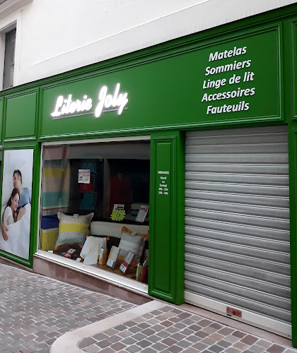 Comentarii opinii despre LITERIE JOLY