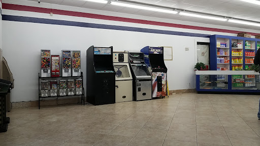 Laundromat «Clute Washateria», reviews and photos, 113 Brazosport Blvd N, Clute, TX 77531, USA