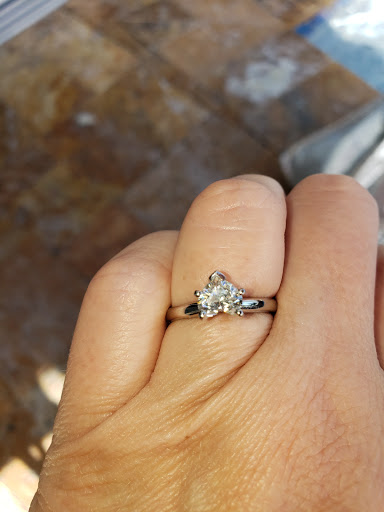 Jewelry Store «Jared The Galleria of Jewelry», reviews and photos, 1630 N Federal Hwy, Fort Lauderdale, FL 33305, USA