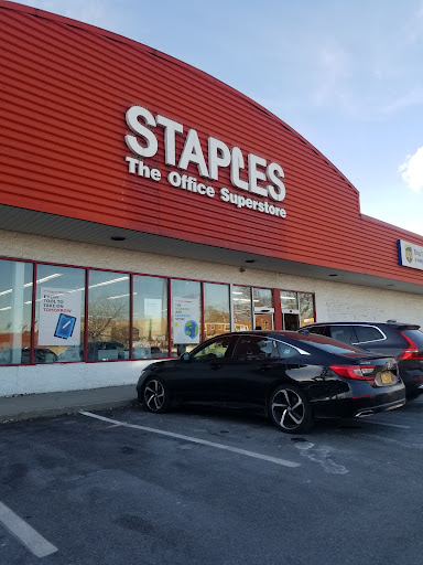 Office Supply Store «Staples», reviews and photos, 51-10 Broadway, Woodside, NY 11377, USA