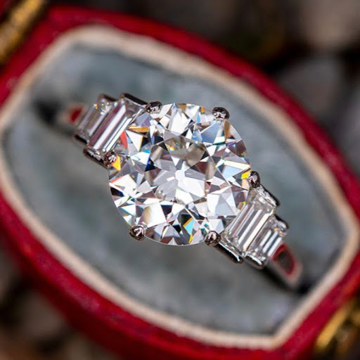 Jewelry Store «EraGem», reviews and photos, 12000 NE 8th St #101, Bellevue, WA 98005, USA