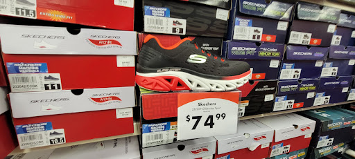 Shoe Store «Shoe Carnival», reviews and photos, 2105 N Prospect Ave, Champaign, IL 61822, USA