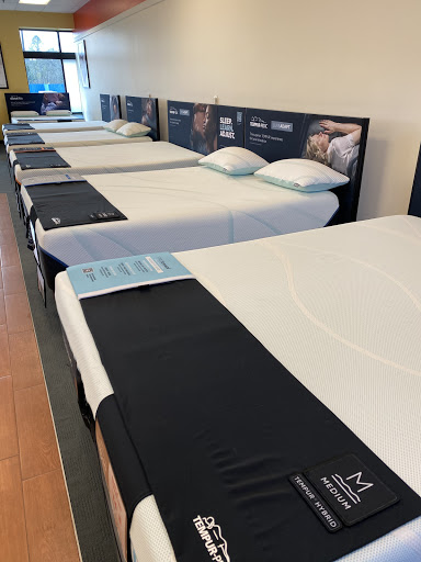 Mattress Store «Mattress Firm McIntosh», reviews and photos, 2705 GA-54, Peachtree City, GA 30269, USA