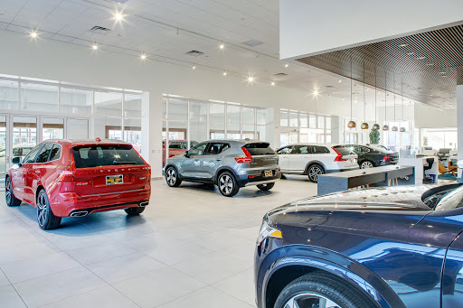 Car Dealer «Volvo of Orange County», reviews and photos, 1400 S Dan Gurney Dr, Santa Ana, CA 92705, USA