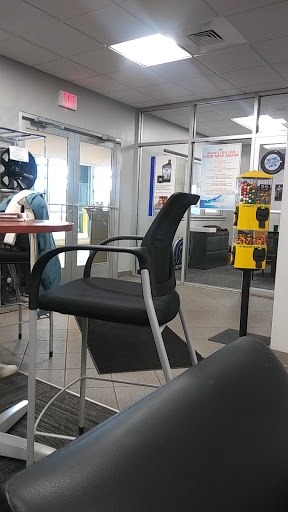 Car Dealer «Stetler Dodge Chrysler Jeep Ram», reviews and photos, 1405 Roosevelt Ave, York, PA 17404, USA