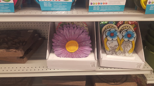 Discount Store «Here Today St Charles», reviews and photos, 800 S Duchesne Dr, St Charles, MO 63301, USA