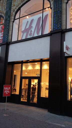 Clothing Store «H&M», reviews and photos, 2 S 69th St, Upper Darby, PA 19082, USA