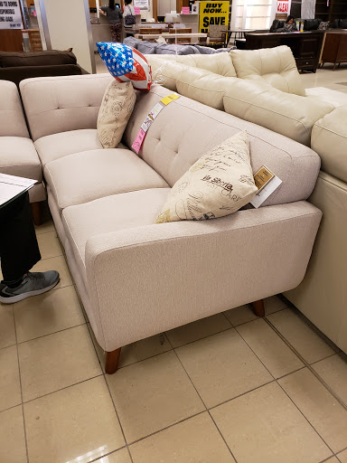 Furniture Store «Becker Furniture World - Northtown», reviews and photos, 304 Northtown Dr NE, Blaine, MN 55434, USA