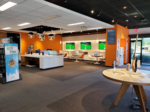 Cell Phone Store «AT&T», reviews and photos, 2000 Harbison Dr a, Vacaville, CA 95687, USA