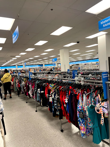 Clothing Store «Ross Dress for Less», reviews and photos, 6507 Fallbrook Ave, West Hills, CA 91307, USA