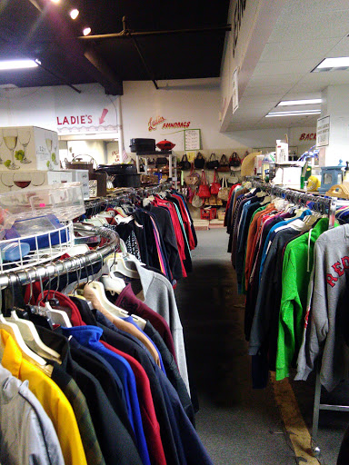 Thrift Store «Global Thrift», reviews and photos, 322 Moody St, Waltham, MA 02453, USA