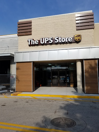 Shipping and Mailing Service «The UPS Store 2383», reviews and photos, 11250 Old St Augustine Rd #15, Jacksonville, FL 32257, USA