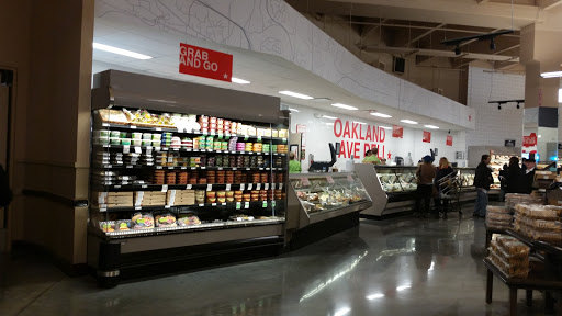 Supermarket «Metro Market», reviews and photos, 4075 N Oakland Ave, Shorewood, WI 53211, USA