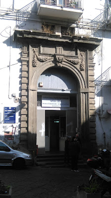 Istituto Serra, Succursale Piazza Gesù e Maria, 25, 80135 Napoli NA, Italia