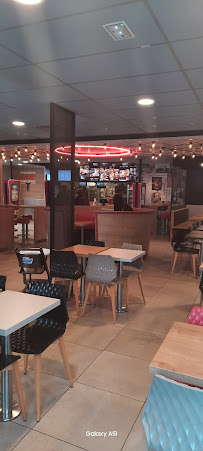 Atmosphère du Restaurant KFC Toulouse Montaudran - n°18