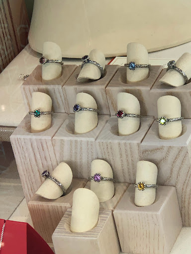 Jewelry Store «James Avery Jewelry», reviews and photos, 5315-A Farm to Market 1960 Rd W, Houston, TX 77069, USA