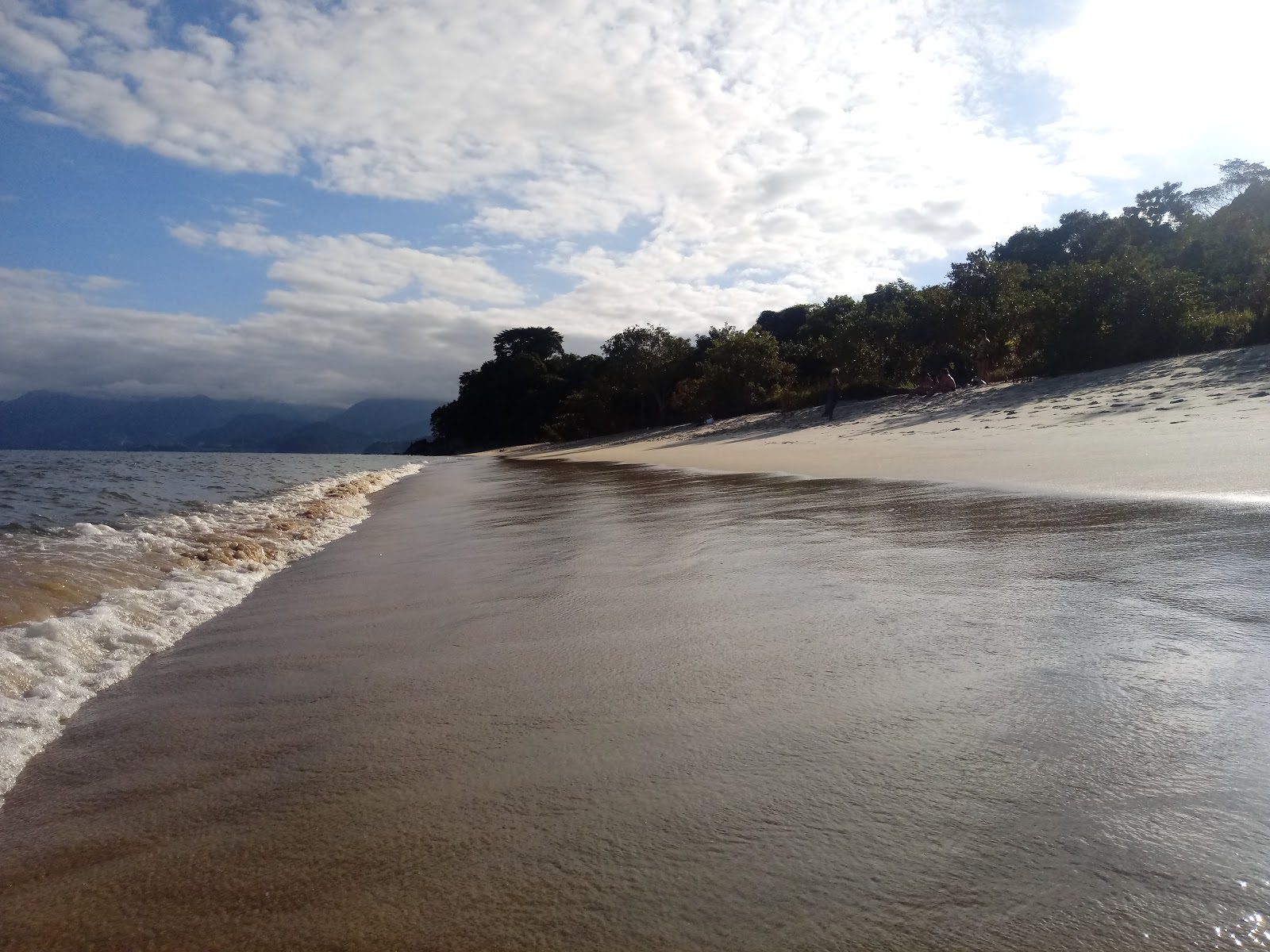 Zdjęcie Plaża Pitanga z powierzchnią turkusowa czysta woda