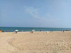 Foto von Tiruchendur Beach und die siedlung