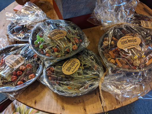 Gift Shop «Oronoque Farms», reviews and photos, 188 Leavenworth Rd, Shelton, CT 06484, USA