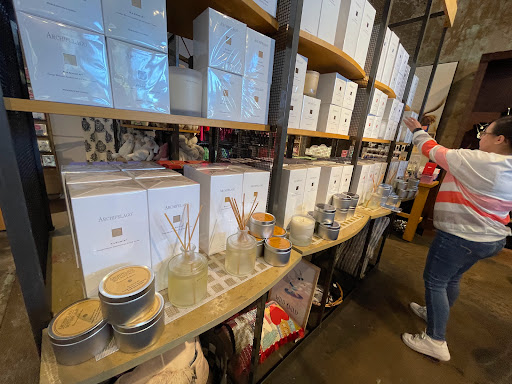 Gift Shop «Bishop Street Market», reviews and photos, 419 N Bishop Ave, Dallas, TX 75208, USA