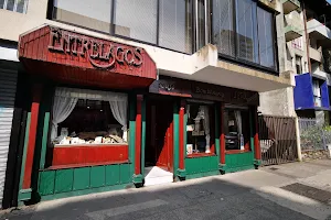 Café Entrelagos image