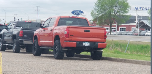 Kia Dealer «Barnett Kia», reviews and photos, 3610 Hwy 61 N, White Bear Lake, MN 55110, USA