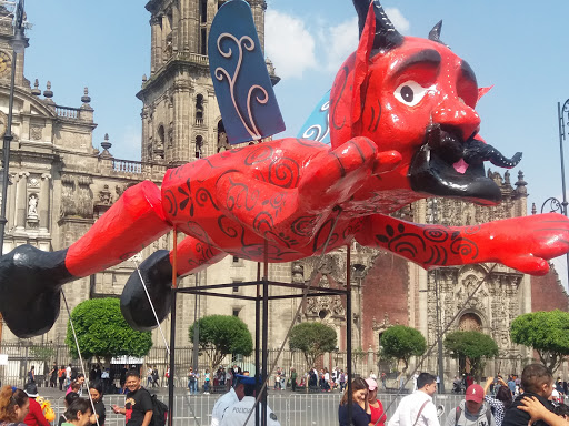 Bouncy castles in Mexico City