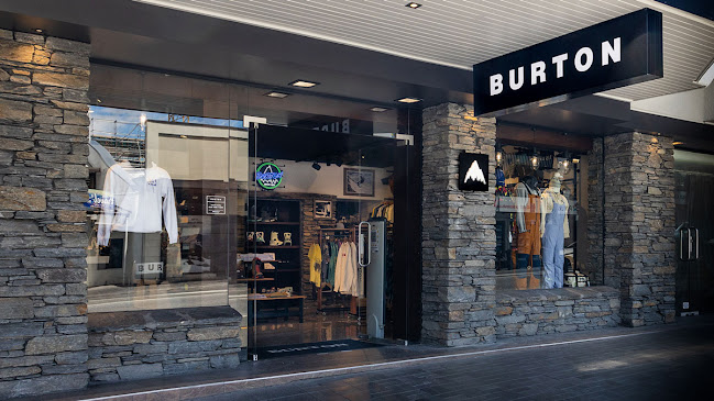 Burton Queenstown Store
