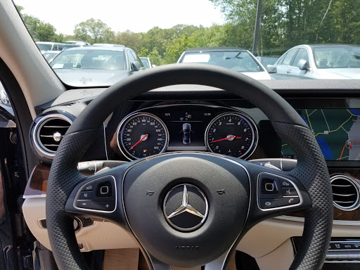 Mercedes Benz Dealer «Viti Mercedes-Benz», reviews and photos, 975 Fish Rd, Tiverton, RI 02878, USA