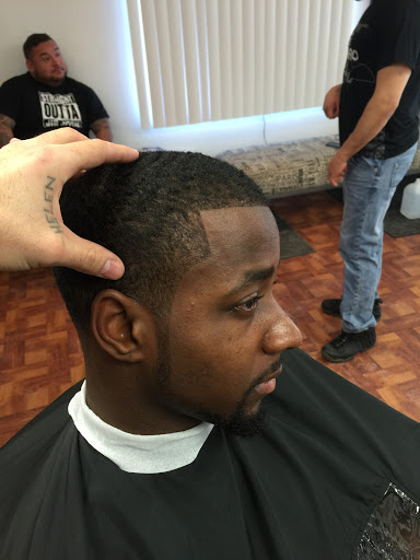 Barber Shop «Stay Sharp Barber Shop», reviews and photos, 678 Sherman Ave, Elgin, IL 60120, USA