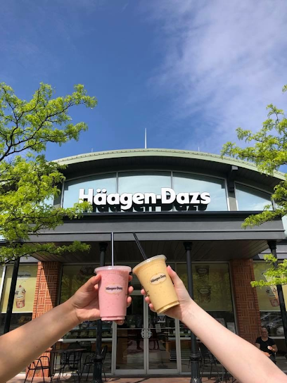 Haagen-Dazs Ice Cream Shop