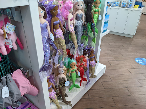 Gift Shop «Pacific Collections Gift Shop», reviews and photos, 100 Aquarium Way, Long Beach, CA 90802, USA