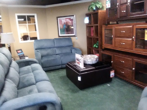 Furniture Store «Raymour & Flanigan Furniture and Mattress Store», reviews and photos, 110 S West End Blvd, Quakertown, PA 18951, USA