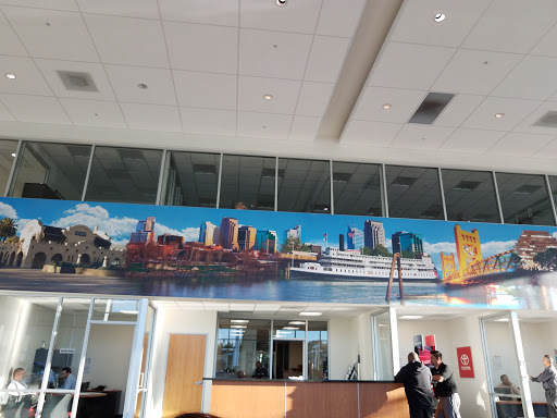 Toyota Dealer «Hanlees Davis Toyota», reviews and photos, 4202 Chiles Rd, Davis, CA 95616, USA