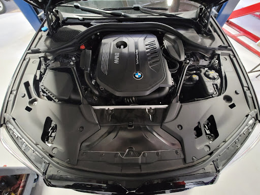 HQ Autosport European Repair Specialists BMW, Mercedes Benz, Porsche, Audi, Volkswagen image