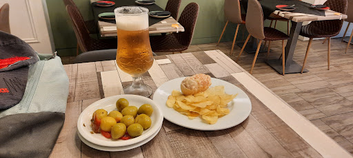 Restaurante LA MARTEÑA cañas y tapas. - C. Baños, 1, 02004 Albacete, España
